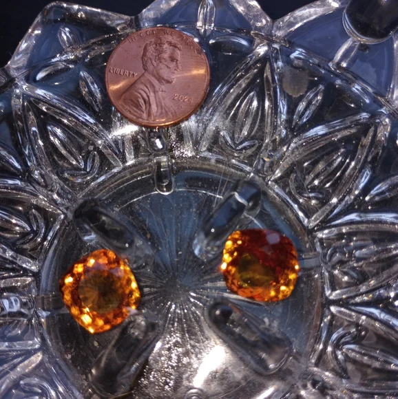 ZULTANITE - NATURAL MINED - 2 - LOOSE GEMSTONES: 20.5 CARATS - 10.25 CARATS Each - Picture 3 of 16